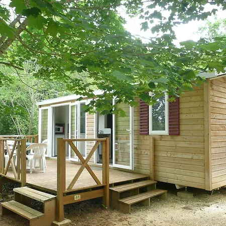 Camping Les Charmes Saint-Andre-d'Allas Exterior foto